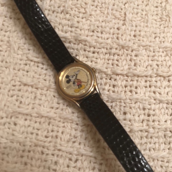 Seiko Accessories - Vintage Mickey Mouse watch
